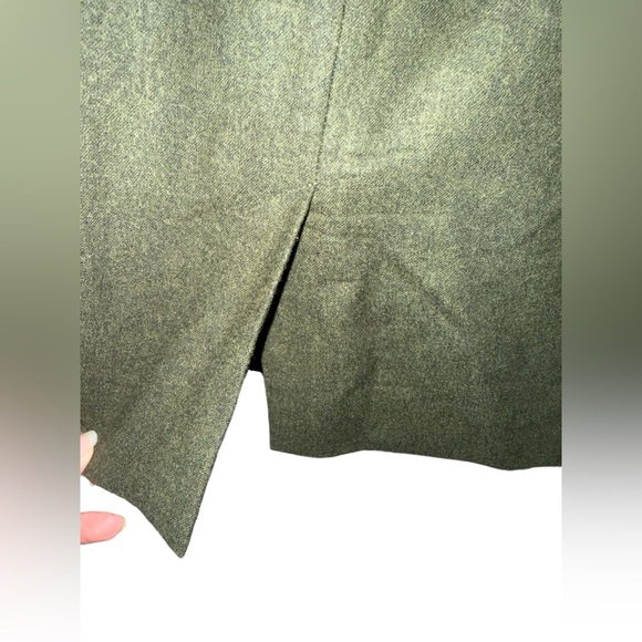 Lands End 100% wool olive green skirt midi length fully lined women’s size 16 - Picture 5 of 10